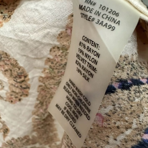 Soft Surroundings Women's Brynn Tunic Boho Button Down Velvet Trim Paisley 1X - Picture 6 of 7